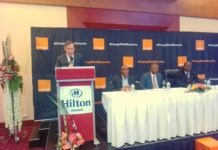 Anciennes gloires : Le Directeur Général d’Orange Cameroun Frédéric Debord rend hommage à Marc Vivien Foé