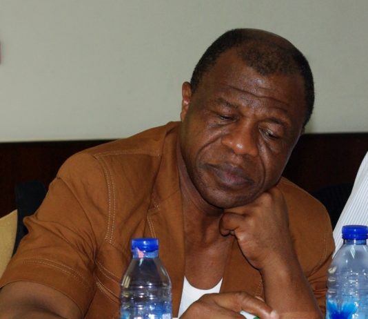 Retour sur les exploits du Pr Awono Onana Charles, un homme exemplaire apprécié par les cops