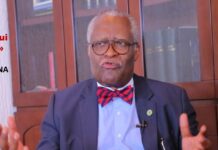 Cameroun : Akere Muna condamne le massacre à la CDC à Tiko