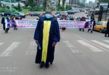 Cameroun : Marche de remerciements de 1596 jeunes Assistants des 8 Universités d’Etat au Chef de l’Etat
