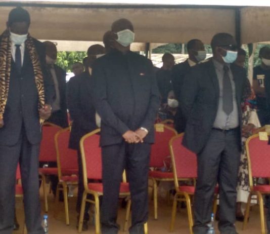Cameroun – Lekié : Dr Henri Eyebe Ayissi réconcilie la famille ETEME OLOA