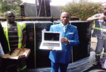 Don présidentiel de 500 000 ordinateurs aux étudiants : Fame Ndongo fait diversion