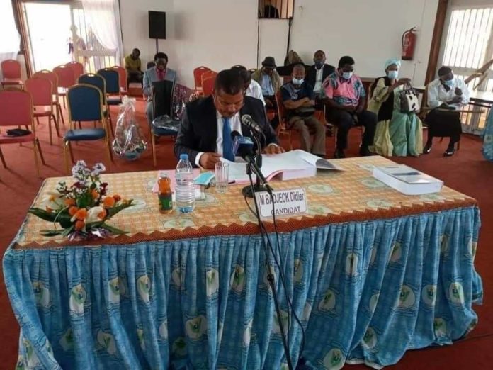 Cameroun : Colonel Didier Badjeck, l’ancien chef de division de la communication du Ministère de la Défense est désormais Docteur en Sciences Politiques