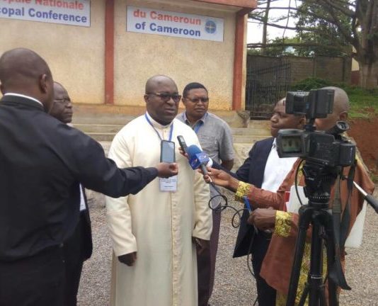 Entretien – Abbé Benoît Marie Ndongo Andengue : « Nous voulons une école qui œuvre pour la promotion du dialogue et de la paix »
