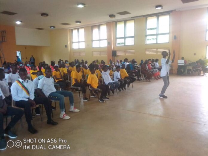 🔴 Cameroun : Rééducation et réinsertion des enfants de la rue à Bétamba