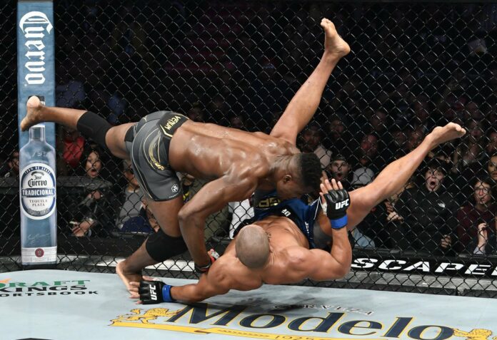 UFC 270 : Francis Ngannou reste champion du monde