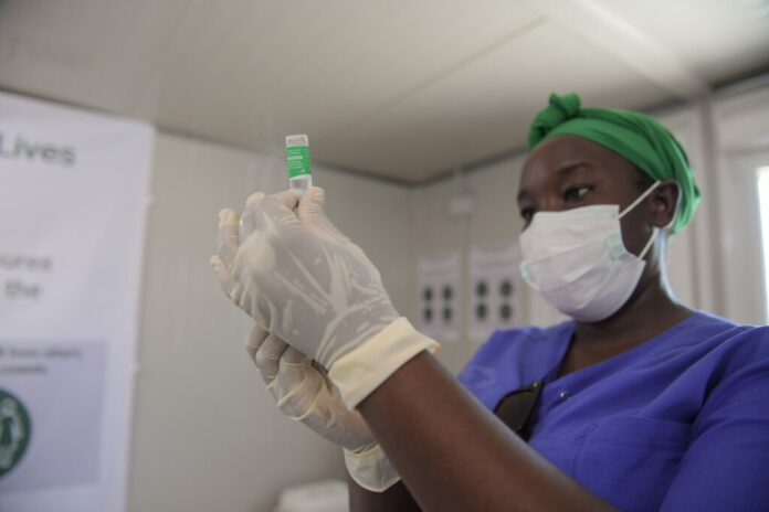 Niyel plaide pour une adhésion totale à la vaccination systématique en Afrique.