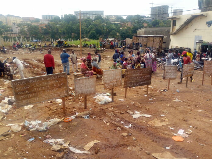 Ouverture de l’hyper marché du français Carrefour à Warda : « Paul BIYA » interdit les mouvements d’humeur prévus par des propriétaires terriens abusés