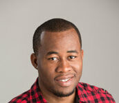 Chigozie Obioma, écrivain à succès, collabore avec AMA Academy pour dispenser un atelier sur la rédaction créative