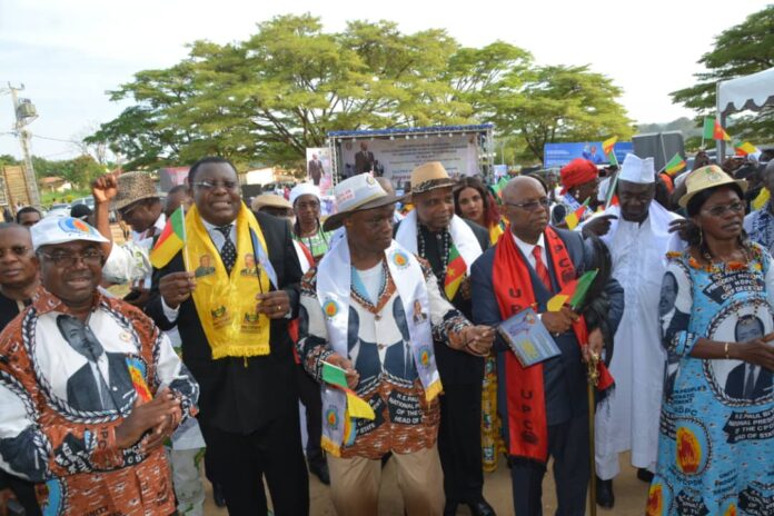Célébration des 40 ans de Paul Biya au pouvoir : Henri Eyébé Ayissi salue une légende vivante et contemporaine