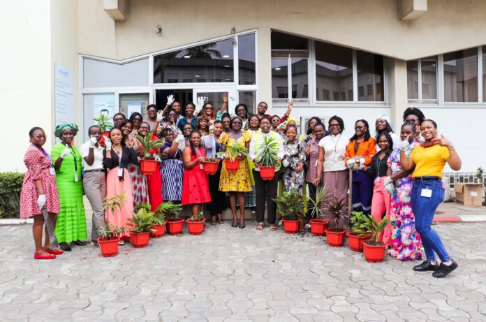 Bollore Africa Logistics Cameroun et Socopao engagés aux côtés des femmes