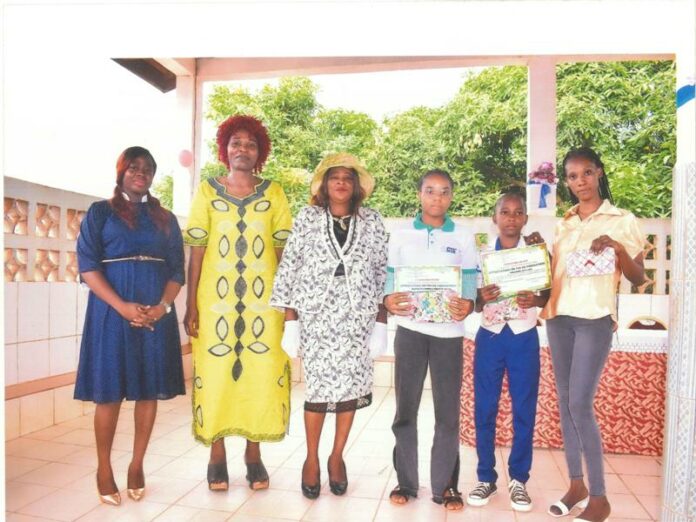 Art au Cameroun : Béatrice Mafoda Tenda présente ‘’l’art valorisateur’’