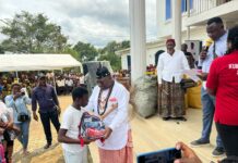 Promotion de l’Education dans le département de la Mémé: Du matériel didactique plus de 2000 étudiants et élèves de Kumba