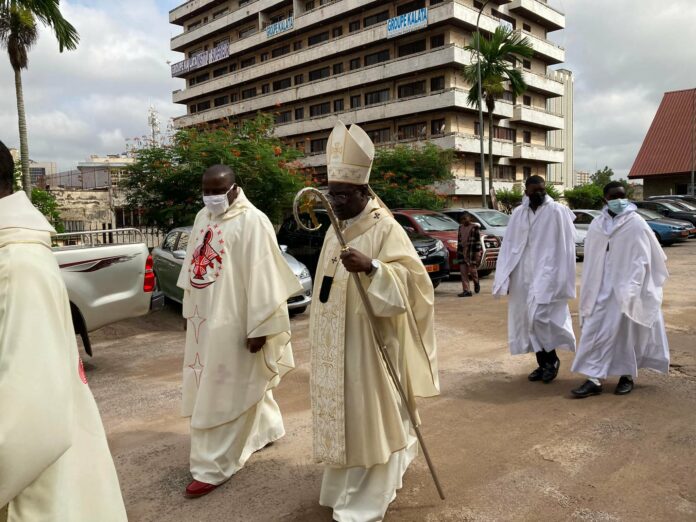 Eboulement de Mbankolo au Cameroun : L’Archévêque métropolitain de Yaoundé Monseigneur Jean Mbarga invite à une messe