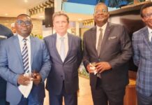 Diplomatie : le nouvel ambassadeur de France au Cameroun Sylvain Riquier en contact avec les diplômés camerounais de l’ENA de Paris