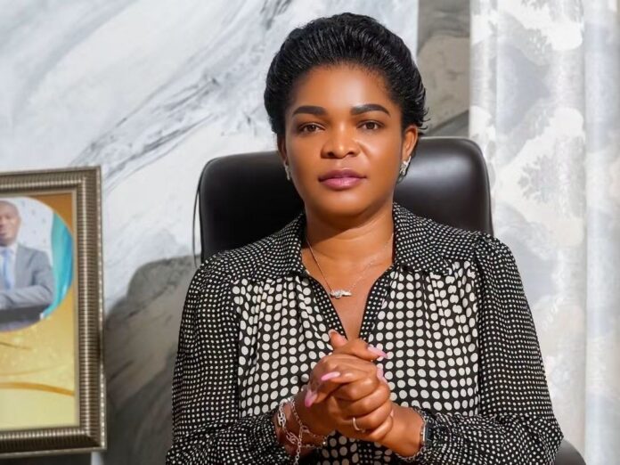 Cameroun – Crescence Baboké : la réponse sanglante d’une « femme d’affaires et de foi » face au tribunal des réseaux sociaux