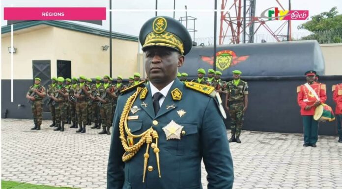 Cameroun : le Général de Brigade Ngolo Ngomba Tobie Gabriel élevé au rang de Grand Officier de l’Ordre de la Valeur
