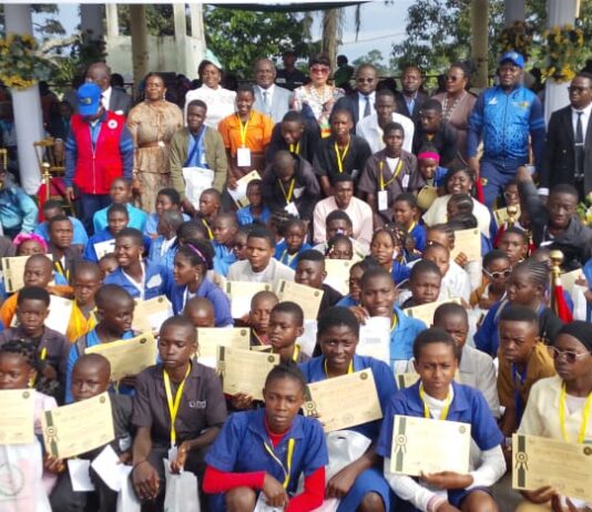 Cameroun: En partenariat avec la COJEMAK , l’Institut Africain d’Informatique offre 300 bourses pour former une nouvelle génération d’experts du numérique