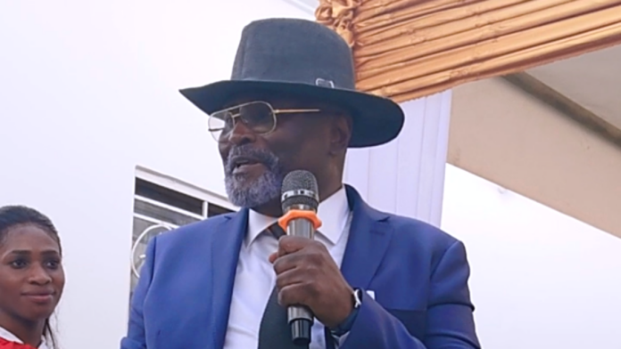 Cameroun – le Capitaine Effoudou attaque Info TV, Dieudonné Mveng riposte et fait de révélations sur Ferdinand Ngoh Ngoh, Mbarga Mboa et l’Issam d’Amougou Belinga : découvrez sa réponse